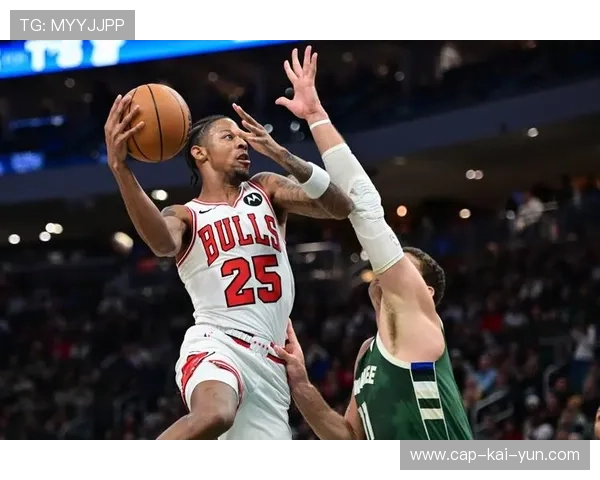 NBA球星封盖怒扇对手：激情瞬间背后的篮球哲学